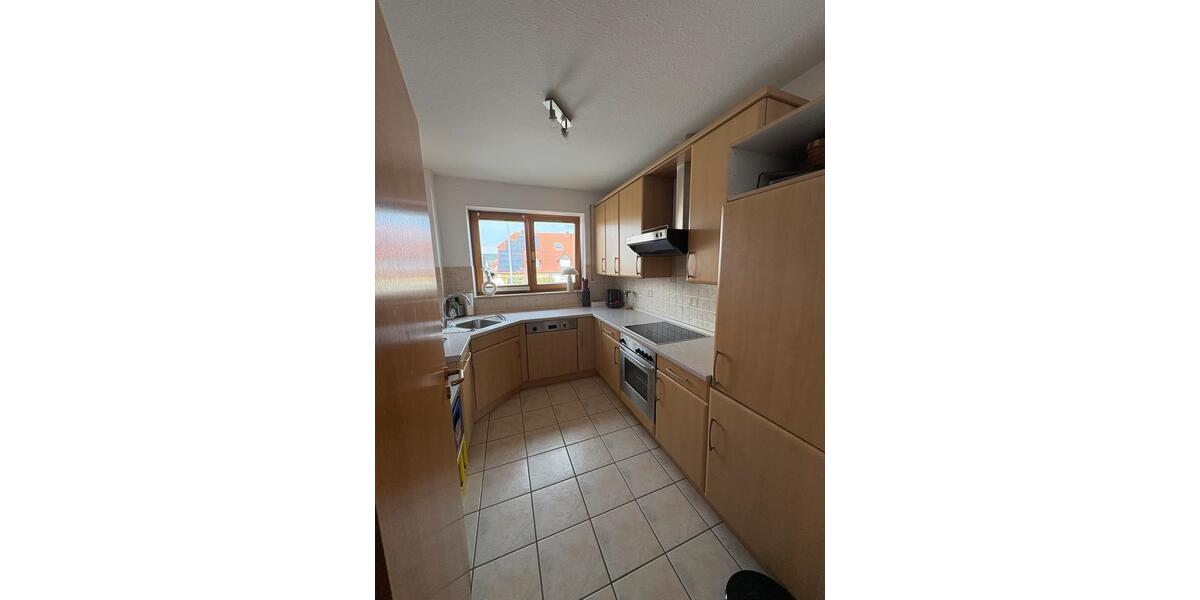 Etagenwohnung Hausen - 3 Zimmer, 83 m&sup2;, 790&euro; | Angebot:25832042