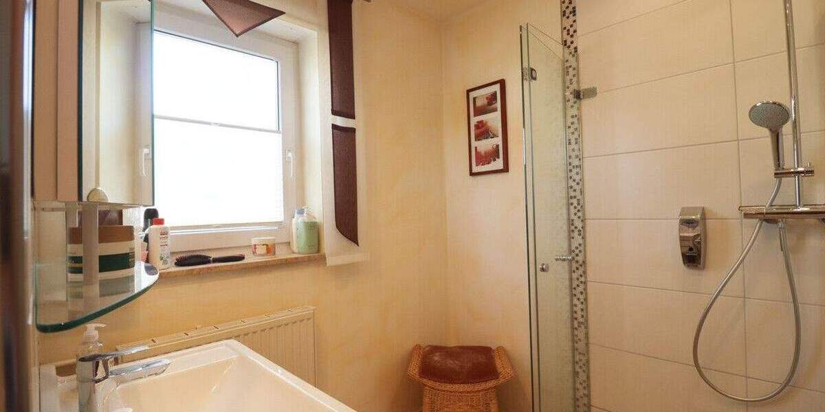 Einfamilienhaus Petersaurach Wicklesgreuth - 5 Zimmer, 128 m&sup2;, 320.000&euro; | Angebot:25797213