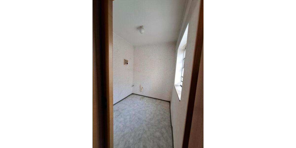 Etagenwohnung Gerhardshofen - 5 Zimmer, 125 m&sup2;, 820&euro; | Angebot:25764451