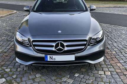 Mercedes-Benz 220 142.000 km 22.000 &euro; Nürnberg 90429