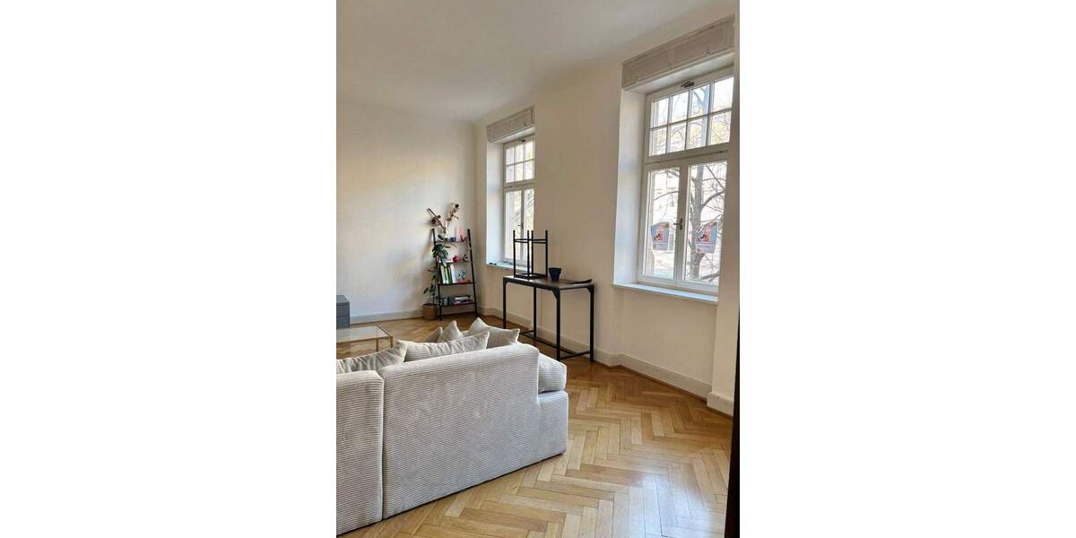 Etagenwohnung Nürnberg St Johannis - 8 Zimmer, 250 m&sup2;, 2.700&euro; | Angebot:25668721