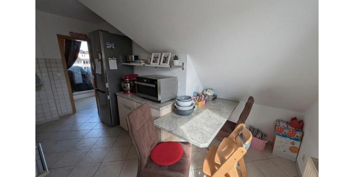 Dachgeschoßwohnung Nürnberg Hasenbuck - 3 Zimmer, 102 m&sup2;, 385.000&euro; | Angebot:26355393