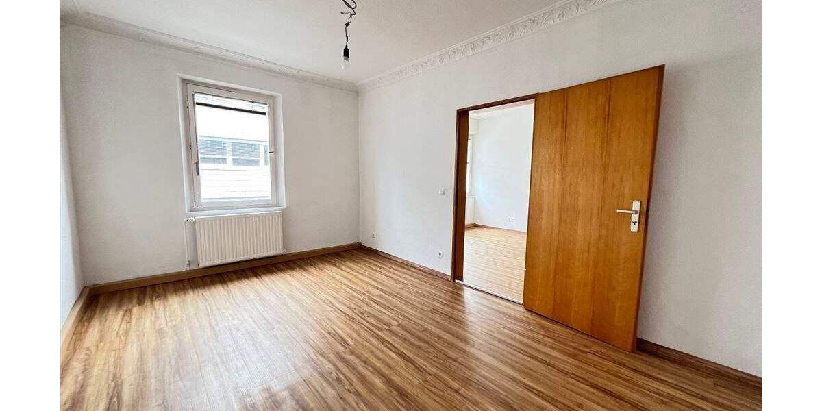 Etagenwohnung Nürnberg Rosenau - 4 Zimmer, 92 m&sup2;, 1.000&euro; | Angebot:25661481