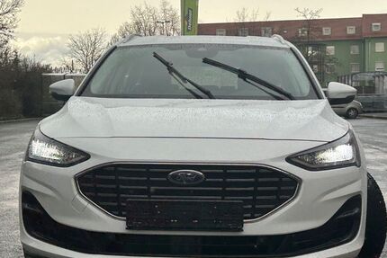 Ford Focus 144.000 km 13.399 &euro; Fürth 90763