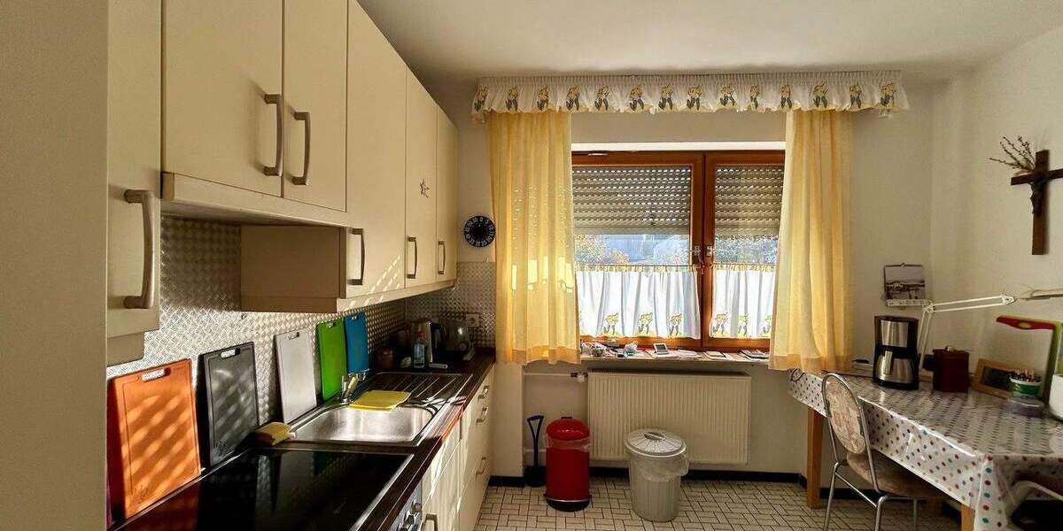 Einfamilienhaus Erlangen Stadtrandsiedlung - 7 Zimmer, 178 m&sup2;, 595.000&euro; | Angebot:25771963