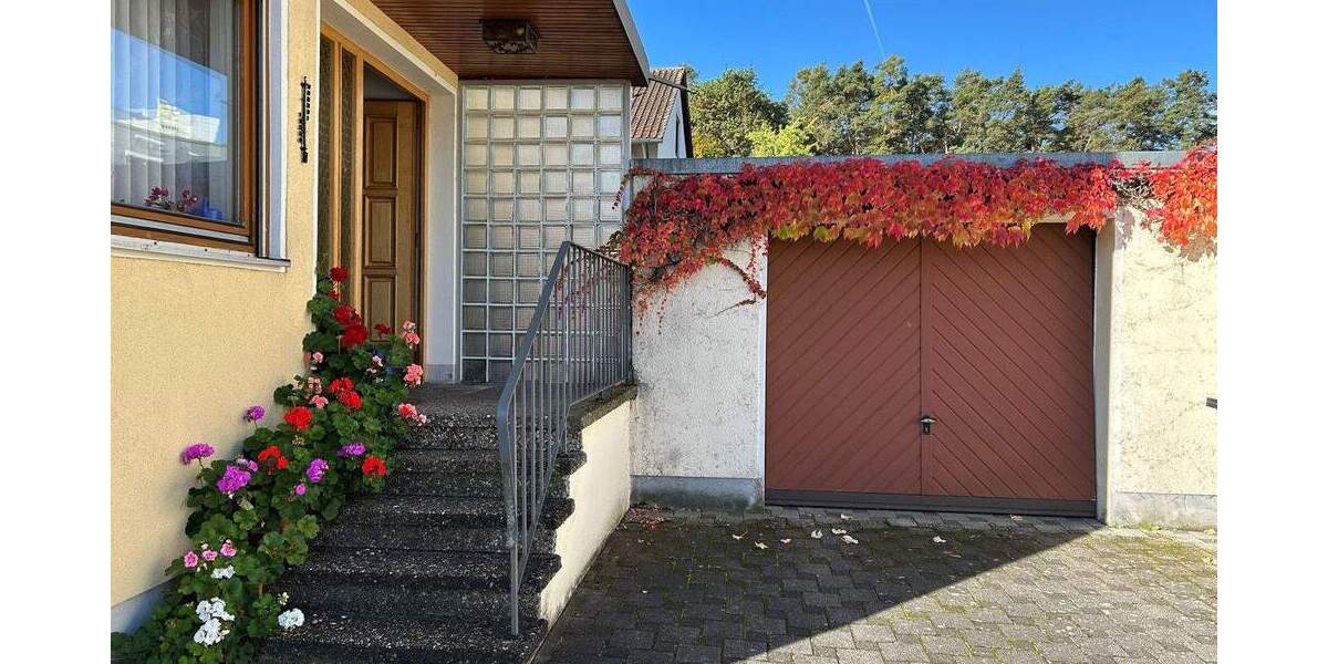 Einfamilienhaus Erlangen Stadtrandsiedlung - 7 Zimmer, 178 m&sup2;, 595.000&euro; | Angebot:25771963