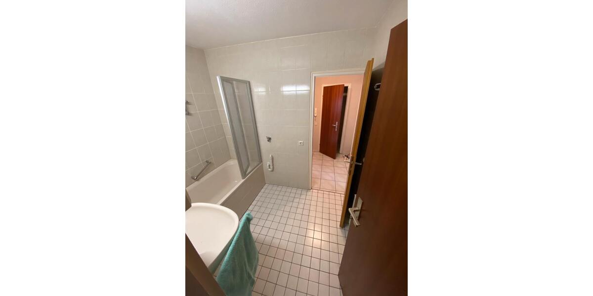 Etagenwohnung Forchheim - 3 Zimmer, 74 m&sup2;, 850&euro; | Angebot:25853942