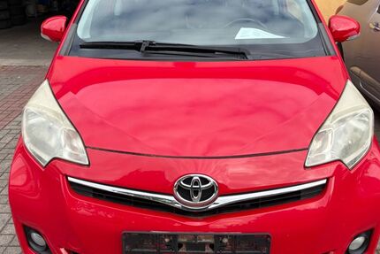 Toyota Verso-S 135.000 km 3.700 &euro; Burgthann-Oberferrieden 90559