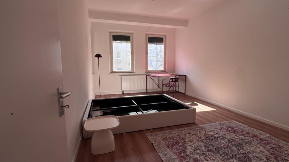 Etagenwohnung Nürnberg Gleißhammer - 4 Zimmer, 87 m&sup2;, 1.385&euro; | Angebot:25870744