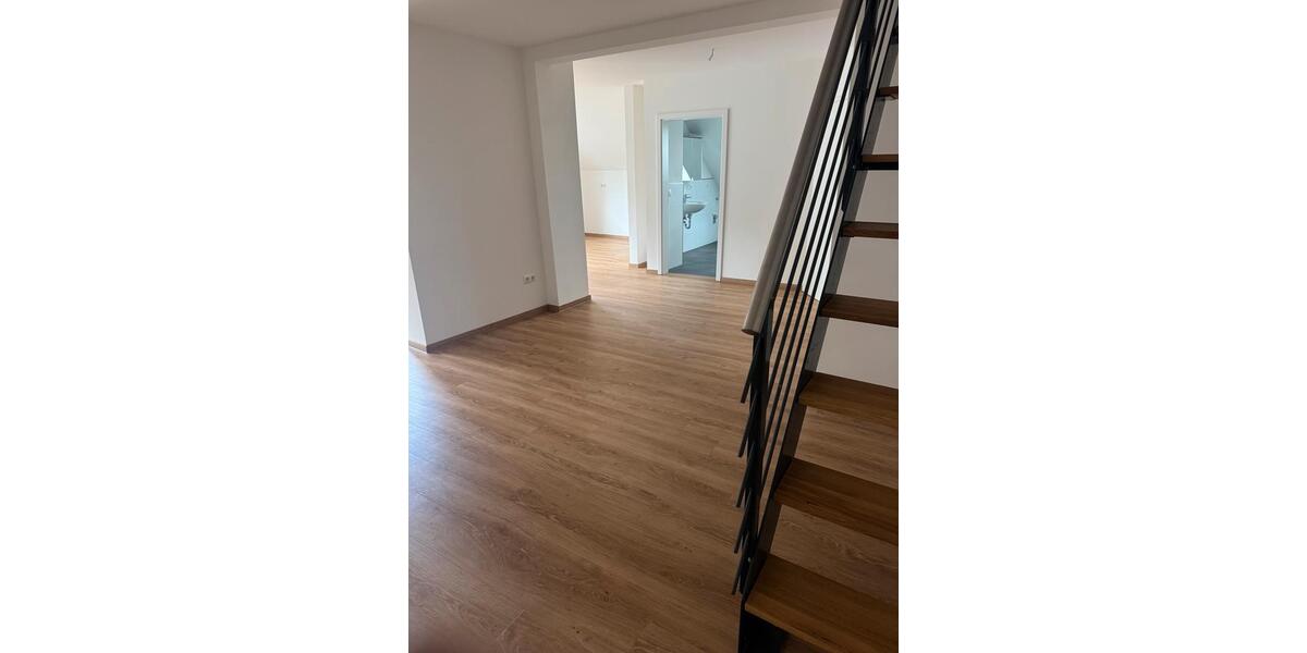 Etagenwohnung Forchheim - 2 Zimmer, 80 m&sup2;, 850&euro; | Angebot:26639707