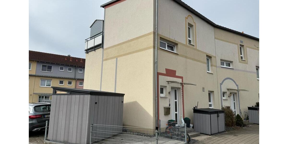Reihenhaus Zirndorf - 4 Zimmer, 130 m&sup2;, 679.000&euro; | Angebot:25049648