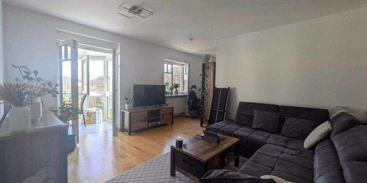 Etagenwohnung Erlangen Innenstadt - 2 Zimmer, 62 m&sup2;, 680&euro; | Angebot:25798662