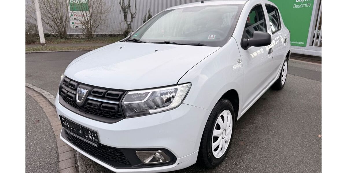 Dacia Sandero 87.000 km 5.990 &euro; Fürth 90763