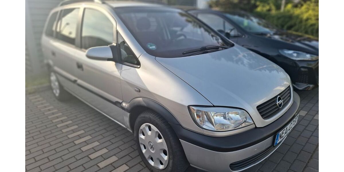 Opel Zafira 156.000 km 1.450 &euro; Neustadt a.d.Aisch 91413