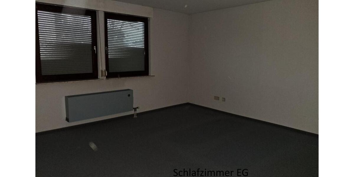Einfamilienhaus Weisendorf - 7.5 Zimmer, 274 m&sup2;, 440.000&euro; | Angebot:25589665