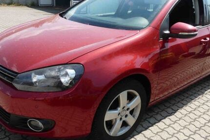 VW Golf 76.069 km 13.900 &euro; Fürth 90766