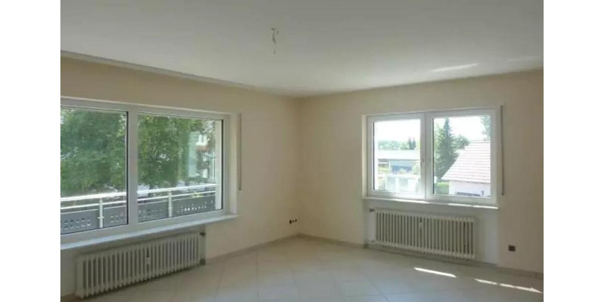 Etagenwohnung Heroldsbach - 5 Zimmer, 135 m&sup2;, 1.500&euro; | Angebot:25350071
