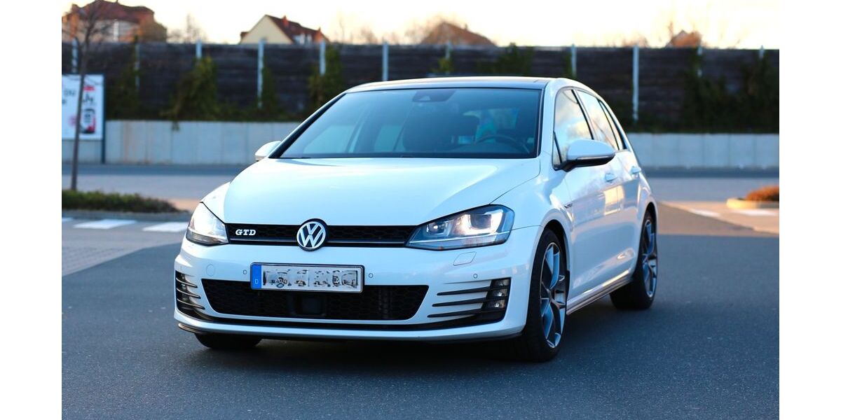 VW Golf 149.122 km 15.690 &euro; Zirndorf 90513