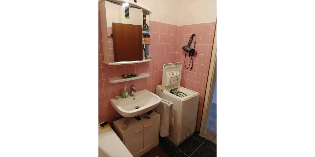 Etagenwohnung Nürnberg Falkenheim - 3 Zimmer, 77 m&sup2;, 1.000&euro; | Angebot:25964190