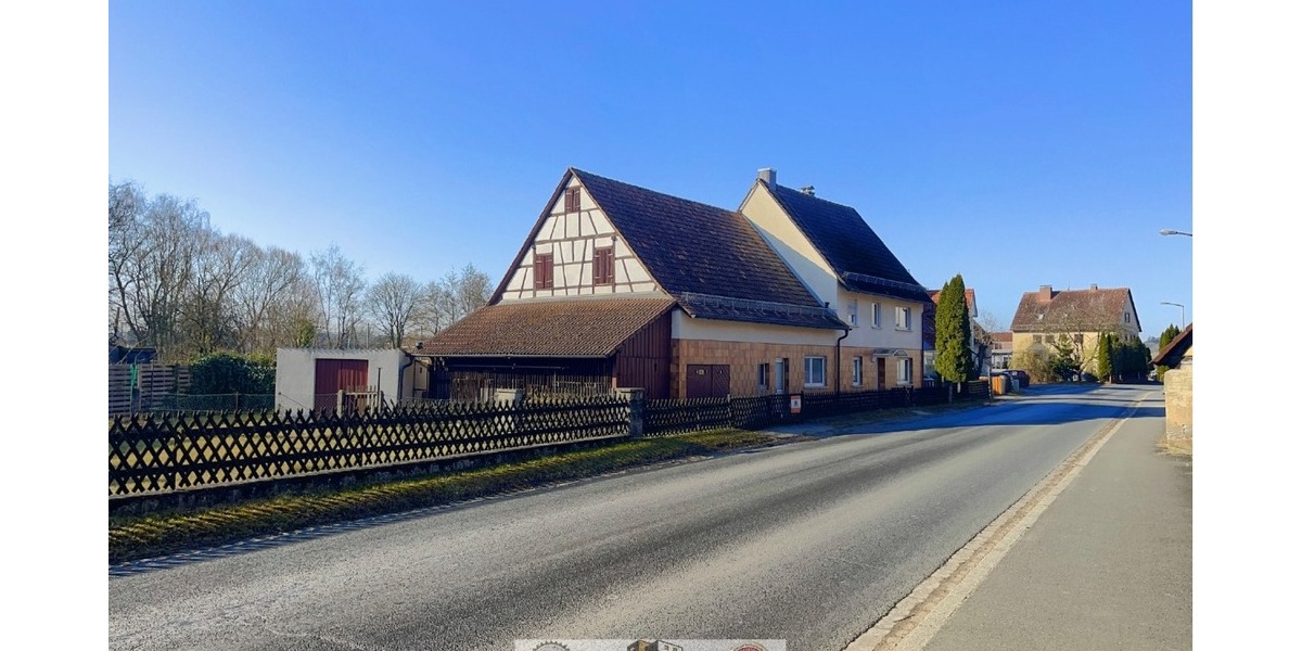 Großes Haus mit Scheune, Garage, Schuppen, Garten, sofort frei. Für Handwerker, Bastler, Sparfüchse - Bauernhaus, Landhaus Eckental Frohnhof | Angebot:25364269