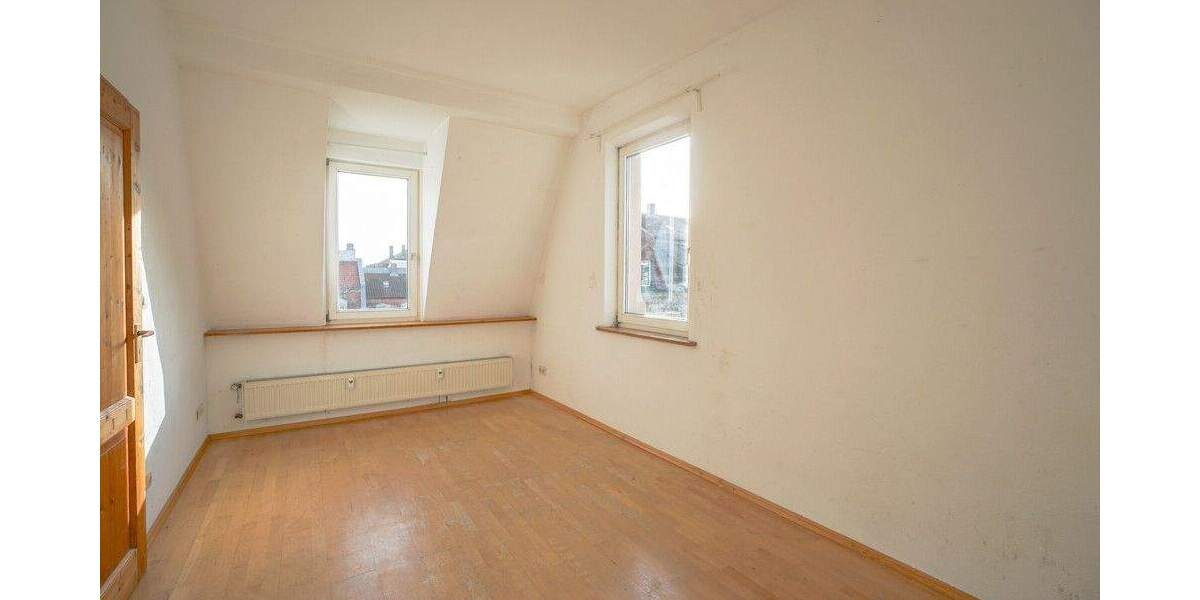 Etagenwohnung Nürnberg Gostenhof - 4 Zimmer, 124 m&sup2;, 418.000&euro; | Angebot:25879171