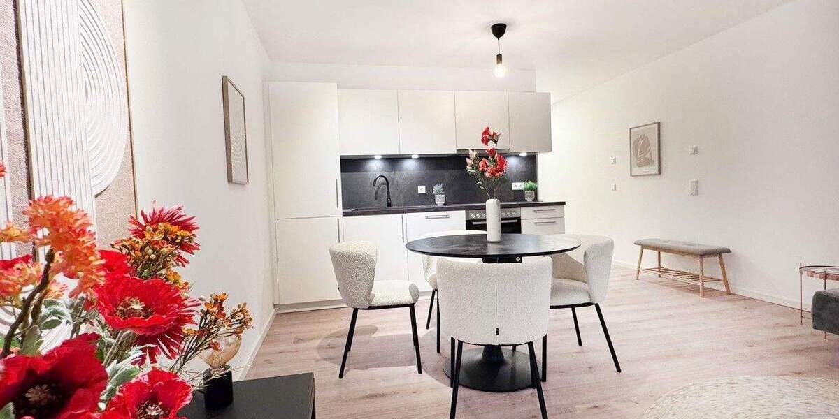 Etagenwohnung Nürnberg Schweinau - 3 Zimmer, 81 m&sup2;, 1.614&euro; | Angebot:25823316
