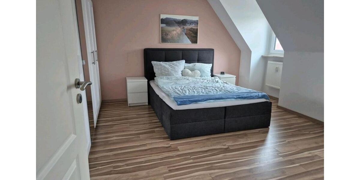 Dachgeschoßwohnung Herzogenaurach - 4 Zimmer, 108 m&sup2;, 395.000&euro; | Angebot:23759237