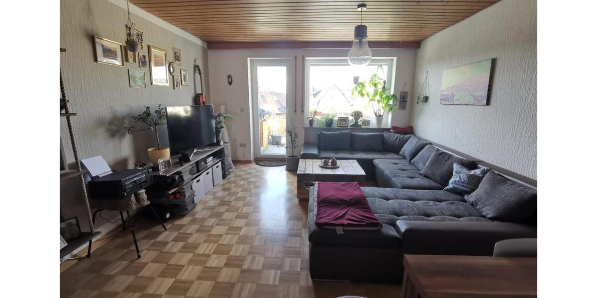 Dachgeschoßwohnung Forchheim - 3 Zimmer, 73 m&sup2;, 860&euro; | Angebot:25637795
