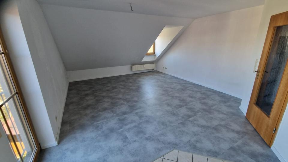 Dachgeschoßwohnung Forchheim - 1 Zimmer, 41 m&sup2;, 590&euro; | Angebot:26007878