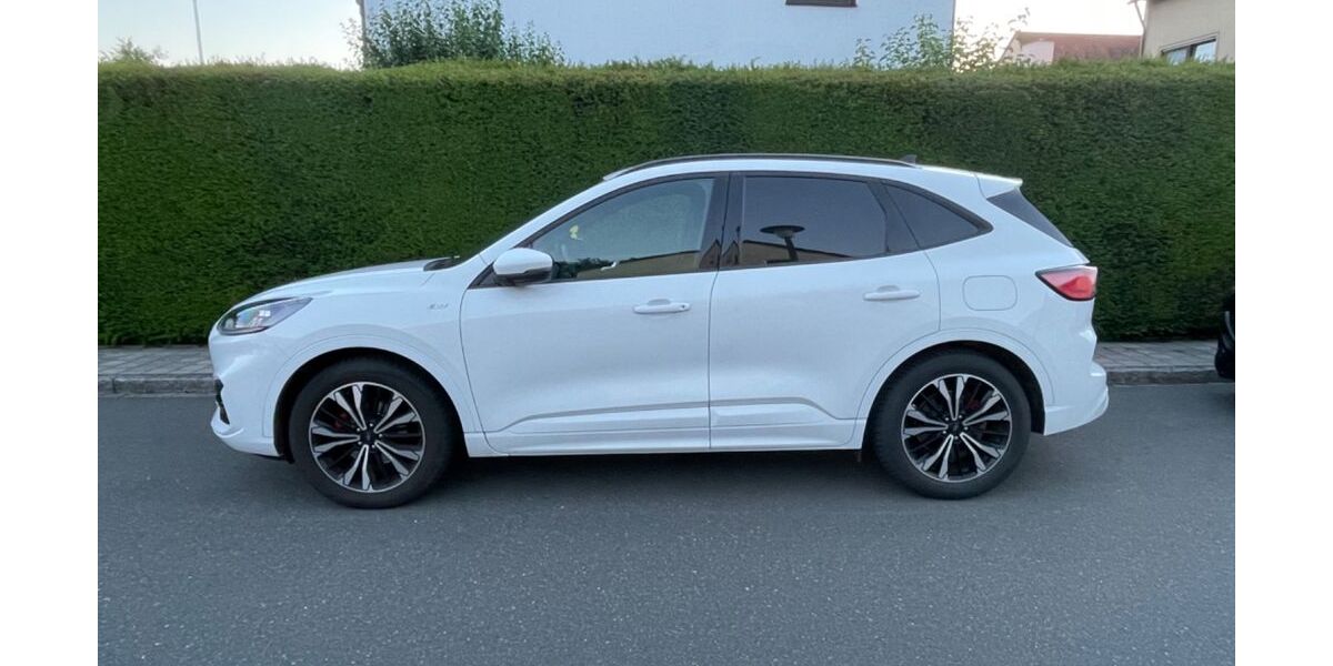 Ford Kuga 75.000 km 18.950 &euro; Obermichelbach 90587