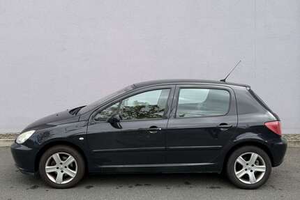Peugeot 307 180.000 km 1.990 &euro; Erlangen 91056