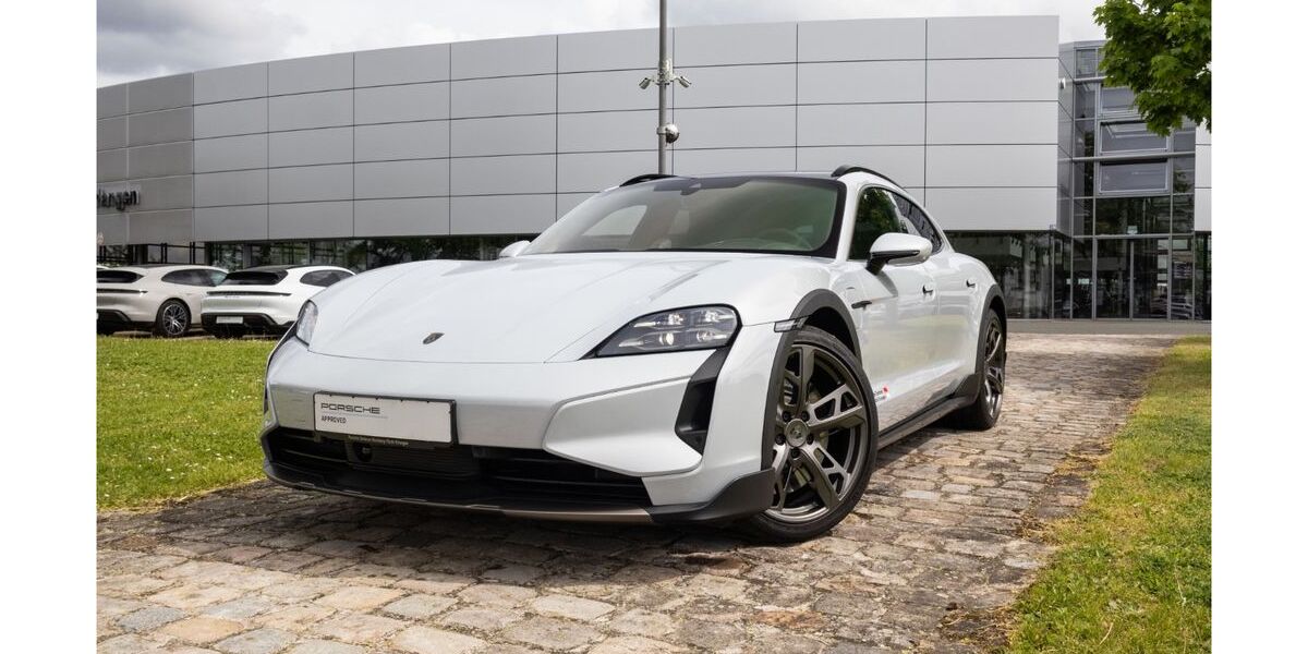 Porsche Taycan 9.900 km 174.990 &euro; Nürnberg 90425