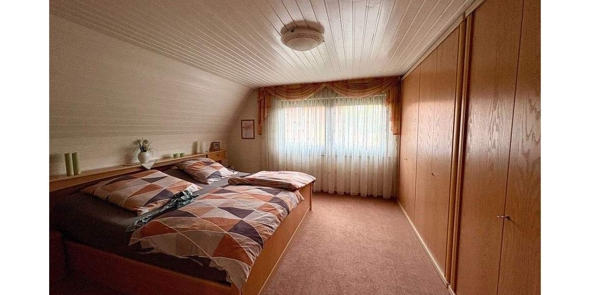 Doppelhaushälfte Erlangen Bruck - 4 Zimmer, 96 m&sup2;, 380.000&euro; | Angebot:25862876