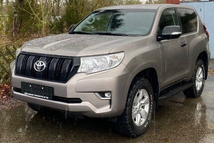 Toyota Land Cruiser 100.000 km 45.800 &euro; Nürnberg 90491