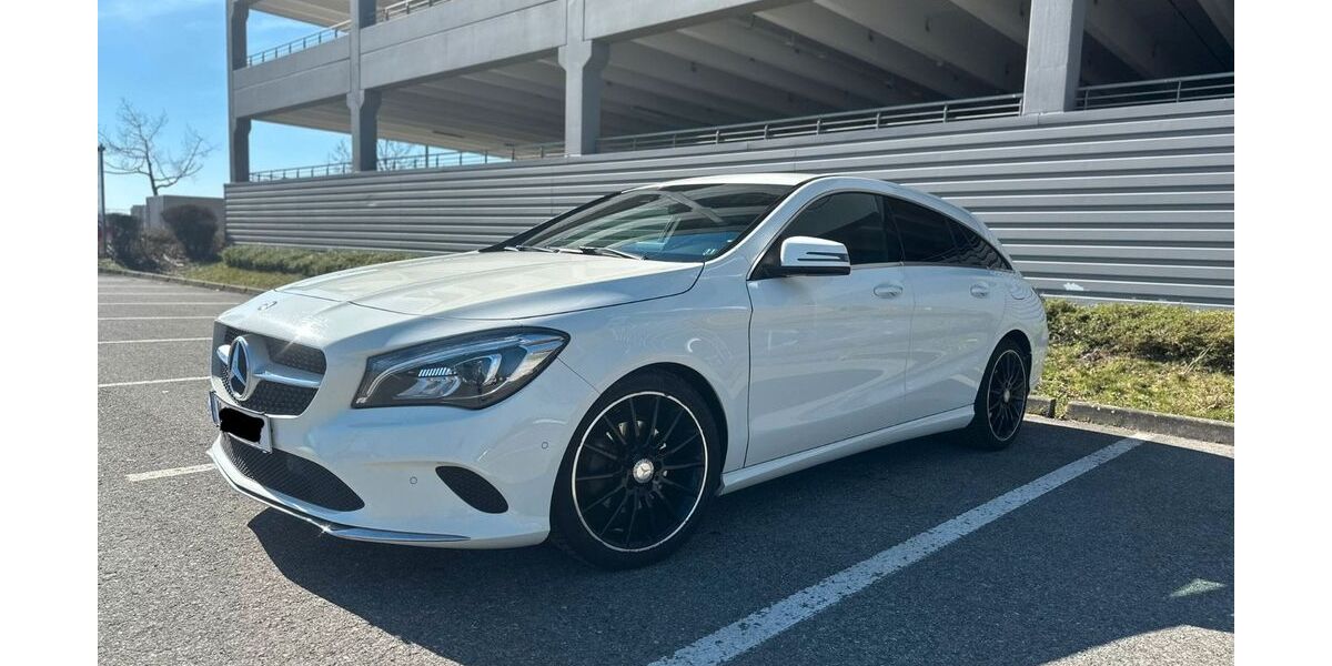 Mercedes-Benz CLA 200 Shooting Brake 158.935 km 13.900 &euro; Nürnberg 90473
