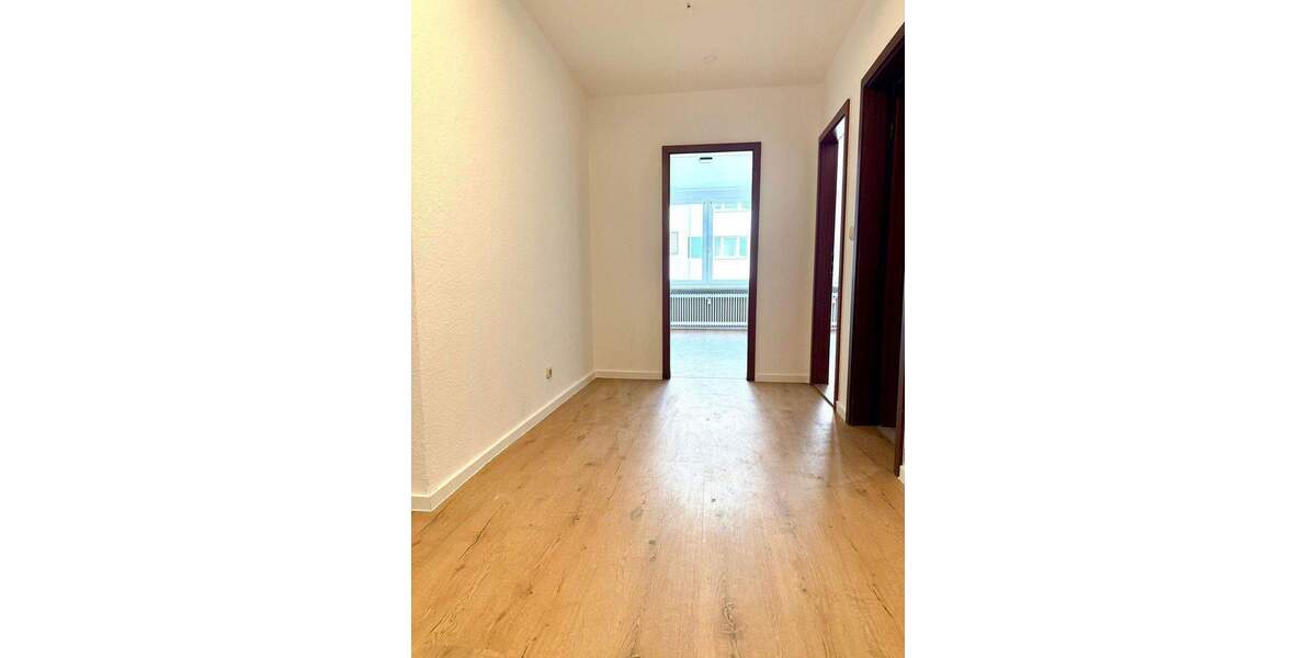 Etagenwohnung Nürnberg Glockenhof - 3 Zimmer, 83 m&sup2;, 900&euro; | Angebot:26656973