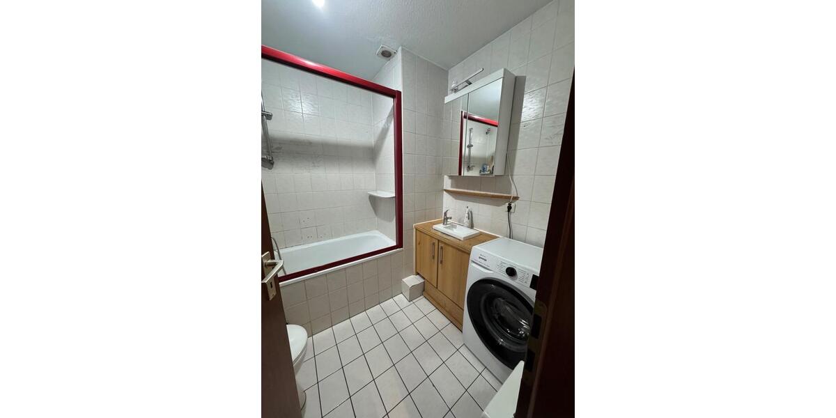 Dachgeschoßwohnung Nürnberg Hasenbuck - 2.5 Zimmer, 67 m&sup2;, 239.000&euro; | Angebot:27464103