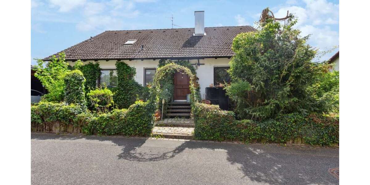 Einfamilienhaus Schwarzenbruck / Unterlindelburg Unterlindelburg - 5 Zimmer, 152 m&sup2;, 380.000&euro; | Angebot:24370061