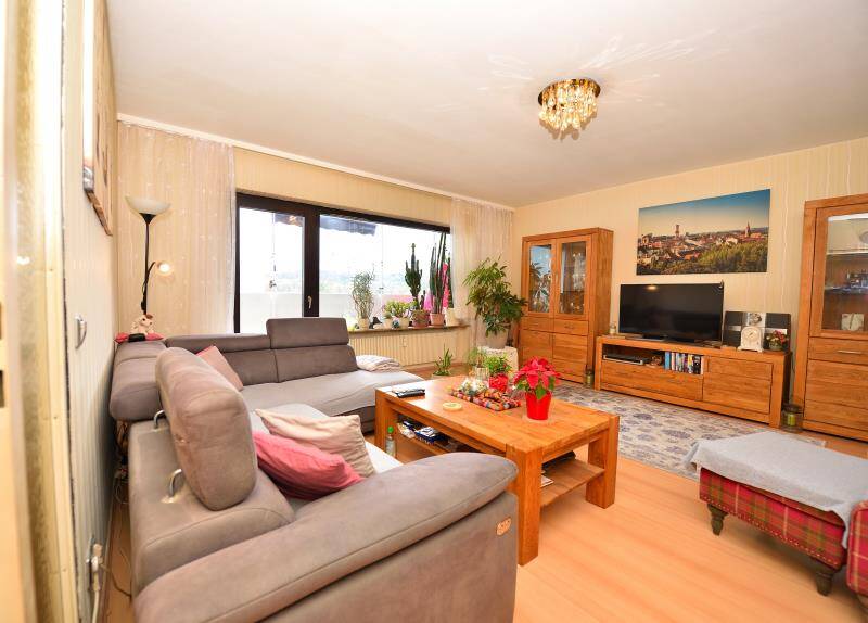 Etagenwohnung Fürth Dambach - 3 Zimmer, 270.000&euro; | Angebot:25697761