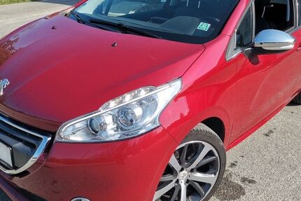 Peugeot 208 102.700 km 5.499 &euro; Fürth 90762