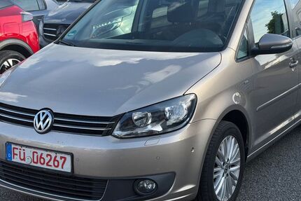 VW Touran 199.987 km 6.890 &euro; FÜRTH 90763