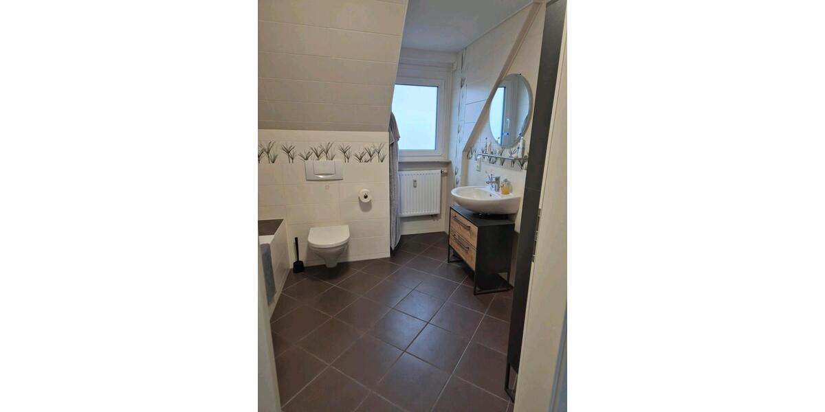 Dachgeschoßwohnung Herzogenaurach - 4 Zimmer, 108 m&sup2;, 395.000&euro; | Angebot:23759237