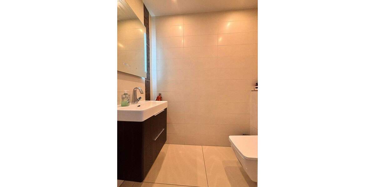 Reihenmittelhaus Erlangen Eltersdorf - 5 Zimmer, 145 m&sup2;, 729.000&euro; | Angebot:25865533