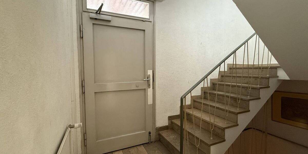 Mehrfamilienhaus, Wohnhaus Nürnberg Falkenheim - 6 Zimmer, 132 m&sup2;, 499.000&euro; | Angebot:26015626