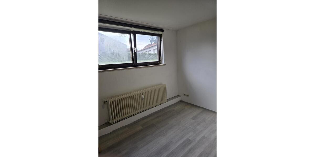 Etagenwohnung Zirndorf - 1 Zimmer, 29 m&sup2;, 420&euro; | Angebot:26381867