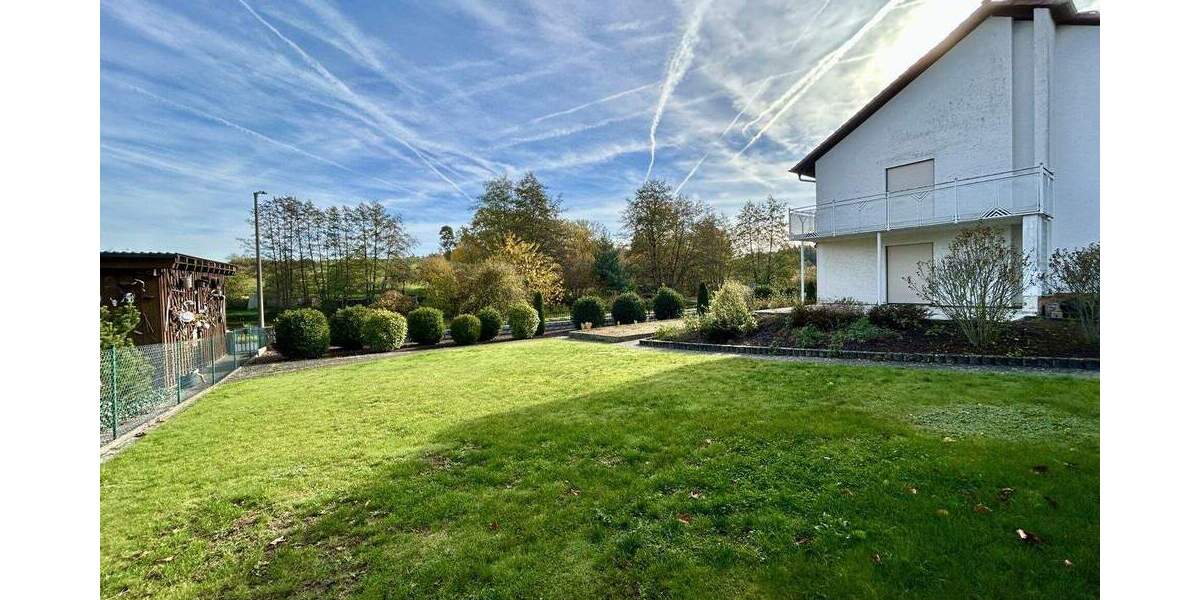 Mehrfamilienhaus, Wohnhaus Adelsdorf/Neuhaus Neuhaus - 6 Zimmer, 179 m&sup2;, 569.000&euro; | Angebot:25701568