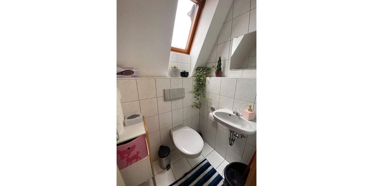 Etagenwohnung Weisendorf - 3 Zimmer, 77 m&sup2;, 700&euro; | Angebot:25728480