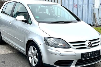 VW Golf 77.146 km 5.988 &euro; Nürnberg 90441