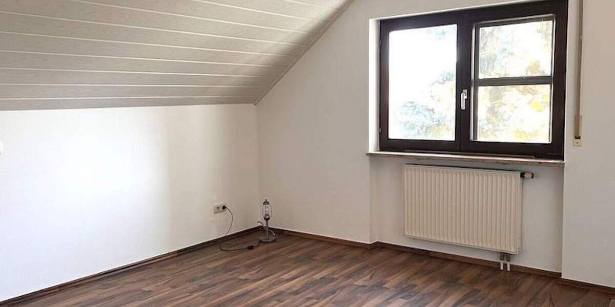 Etagenwohnung Fürth Nordstadt - 2 Zimmer, 65 m&sup2;, 209.000&euro; | Angebot:25819117