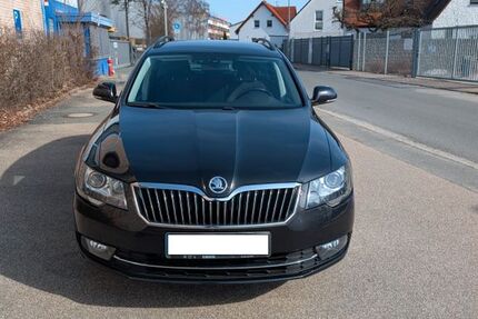 Skoda Superb 235.000 km 8.500 &euro; Feucht 90537